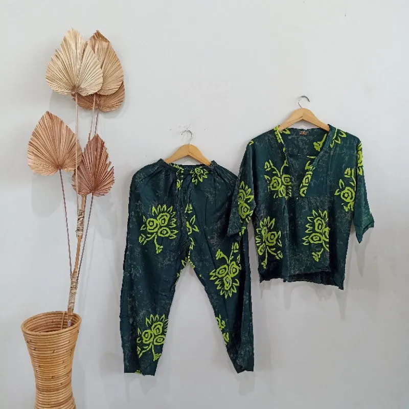 Varian Hijau Mawar