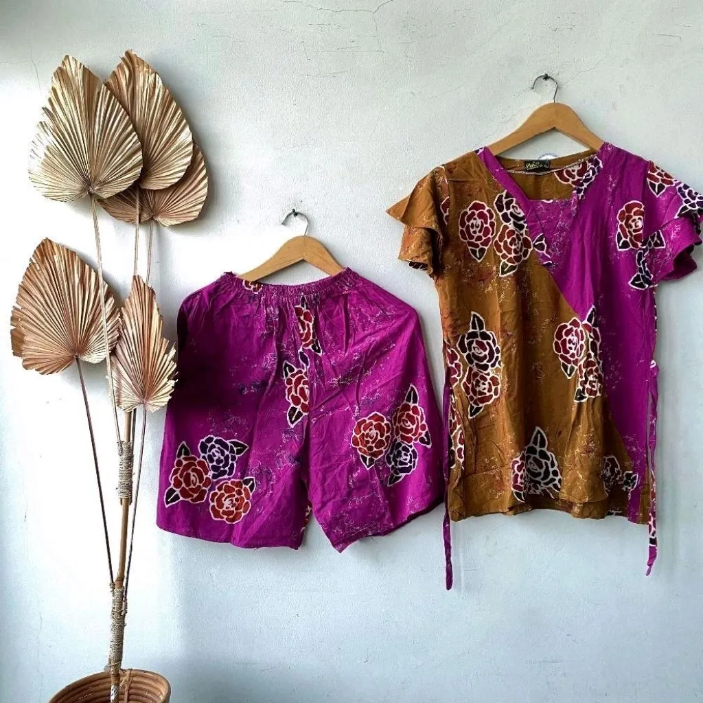 Varian Coklat Ungu