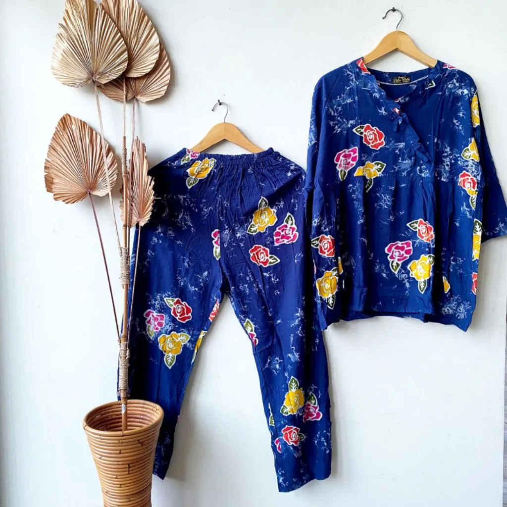 Varian Biru Mawar