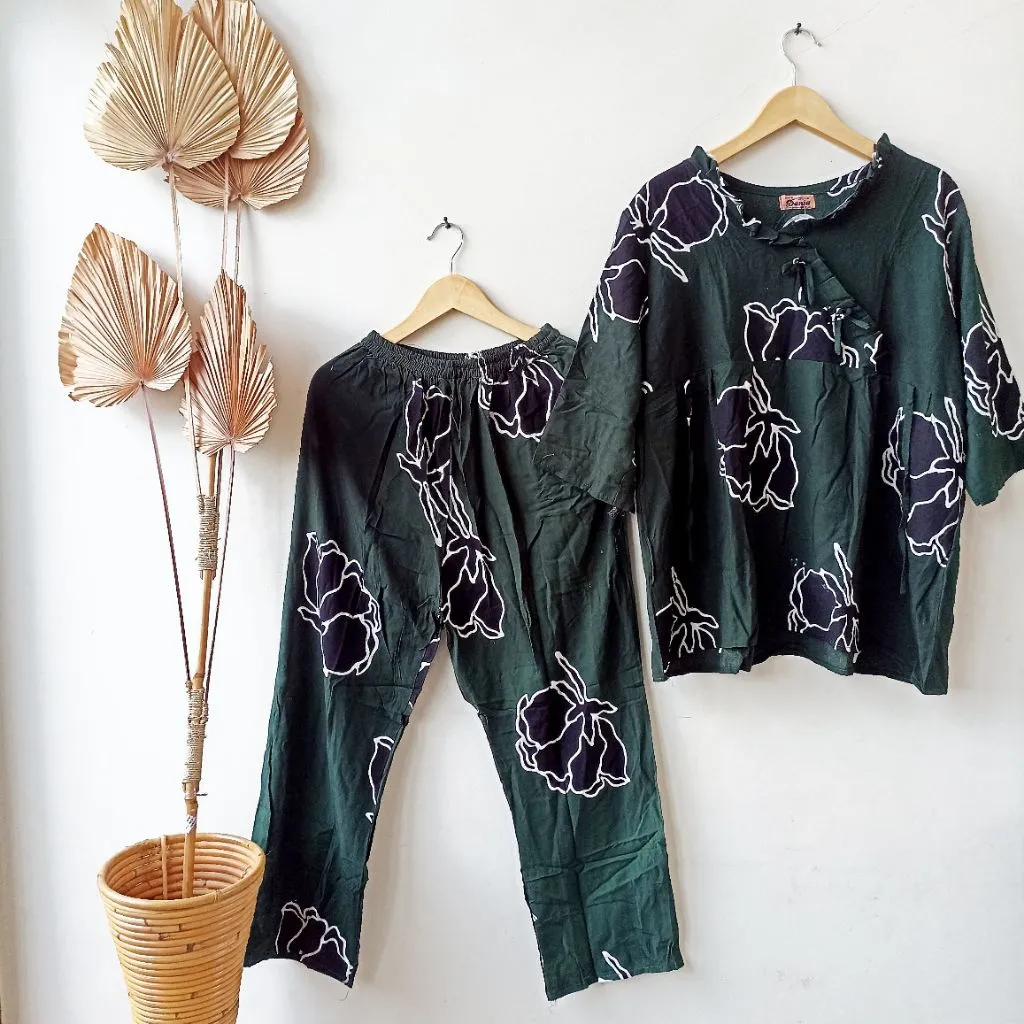 Varian Hijau Mawar Kuncup