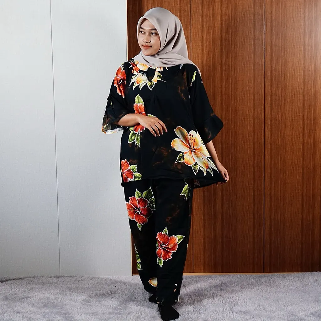 Varian Hitam Wijaya