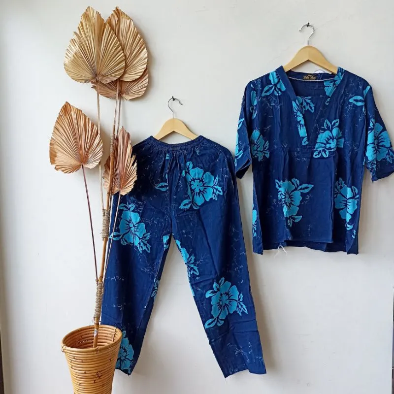 Varian Biru Mawar Besar