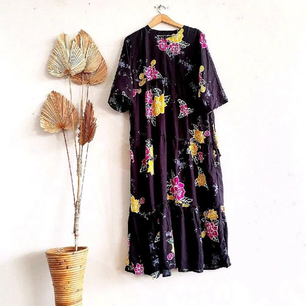 Varian SD Hitam Mawar Kecil
