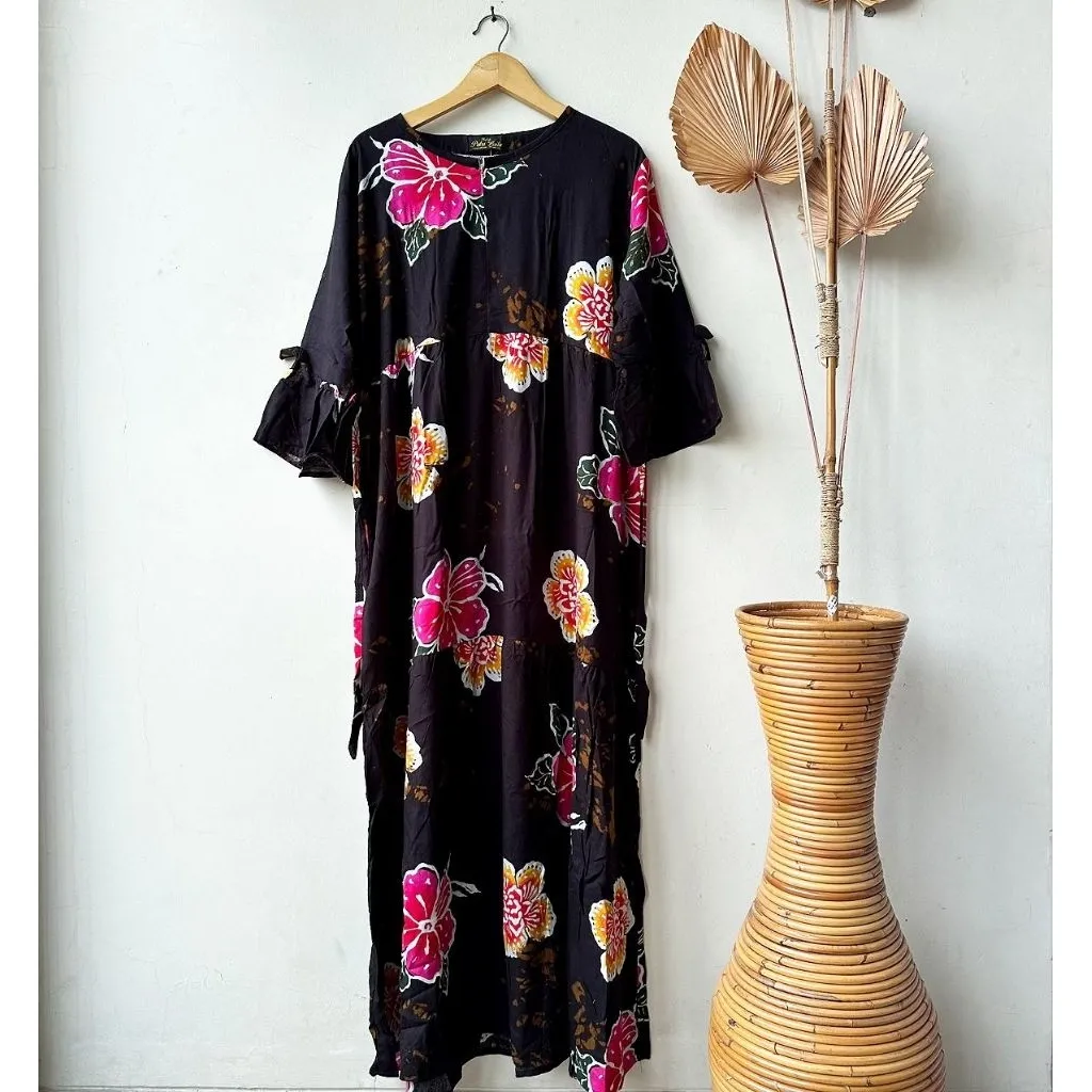 Varian SD Hitam Lily